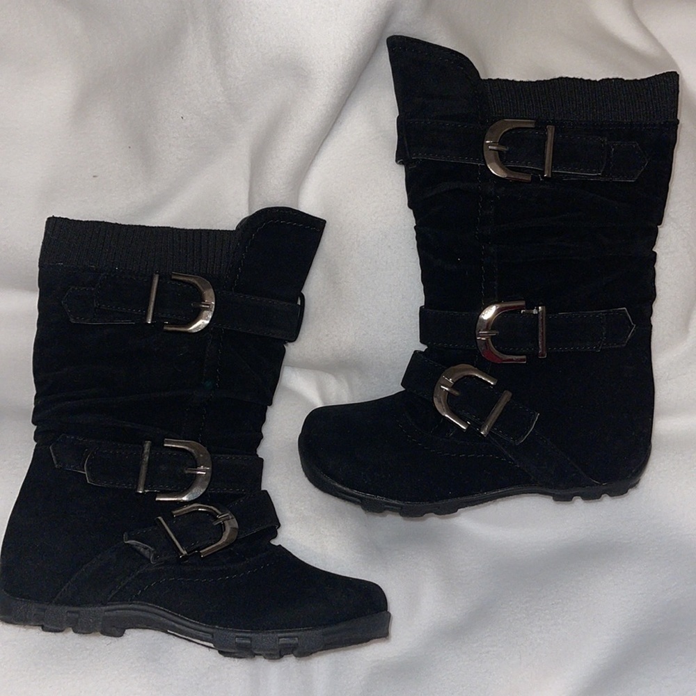 NIB girls black boots, size 2